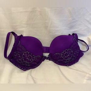 Victoria’s Secret bra